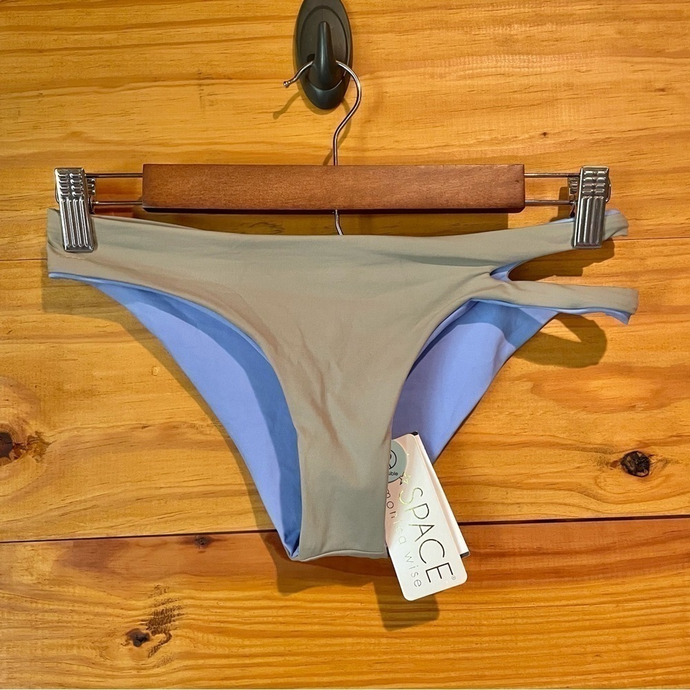 L*SPACE Breakers Reversible Cutout Bikini Bottom Grey Periwinkle Blue Small NWT